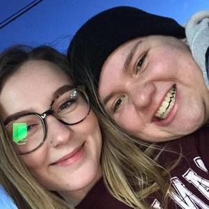 Meet your Posher, Isabel